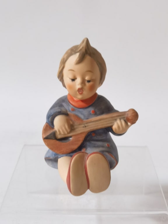 Goebel Hummel Porcelain "Joyful" Figurine: Goebel Hummel Porcelain "Joyful" Figurine, 3.75in