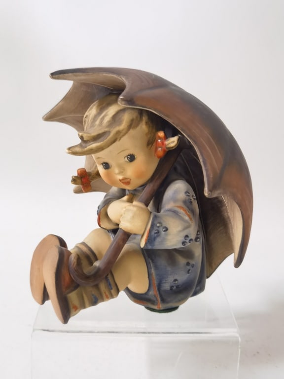 Goebel Hummel Porcelain "Umbrella Girl" Figurine: Goebel Hummel Porcelain "Umbrella Girl" Figurine, 5.25in