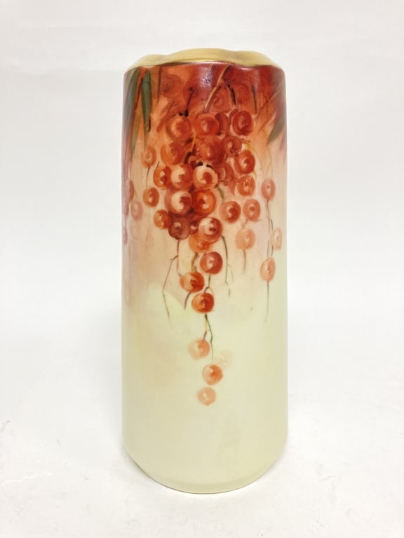 Vintage Germany The Crown Studios Bavarian Vase: Vintage Germany The Crown Studios Bavarian Berry Gilt Vase, 7in