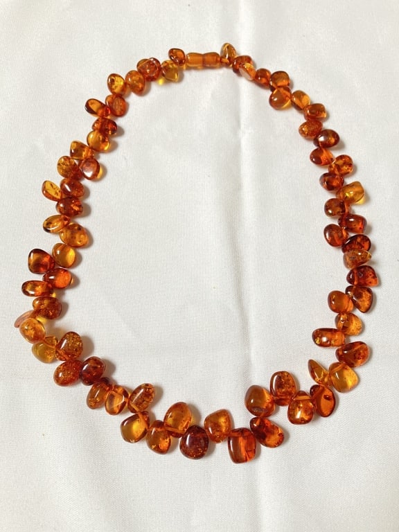 Amber Bead Necklace: Amber Bead Necklace, 11.5in