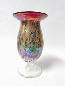 2002 Rick Hunter Iridescent Art Glass Pedestal Vas