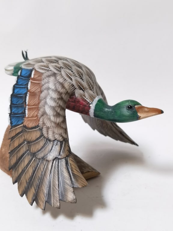 Vintage Wood Carved Flying Mallard Duck: Vintage Wood Carved Flying Mallard Duck, 4.75in by 6in