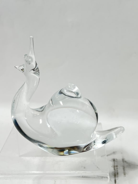 Vintage Crystal Snail Paperweight: Vintage Crystal Snail Paperweight, 4.5in by 4.5in