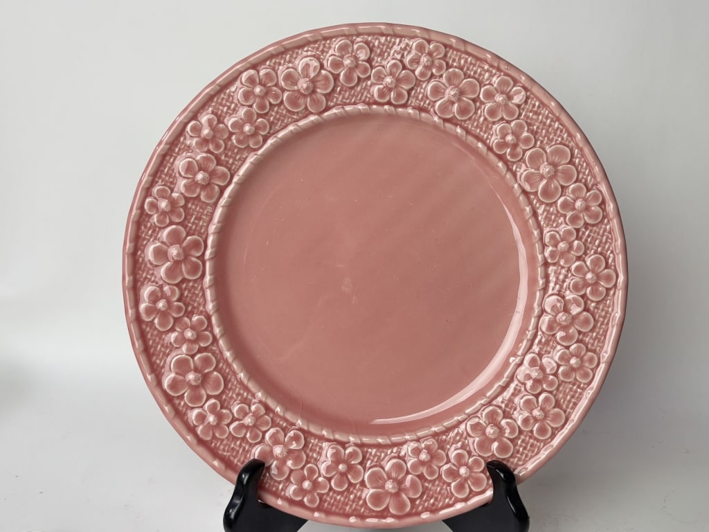 Bordallo Pinheiro Porcelain Pink Plum Flowers Plat (1 of 3)