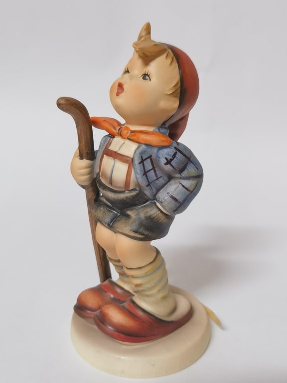 Goebel Hummel "Little Hiker" Porcelain Figurine: Goebel Hummel "Little Hiker" Porcelain Figurine, 6in