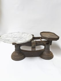 Antique Cast Iron Counterweight-Style Scale