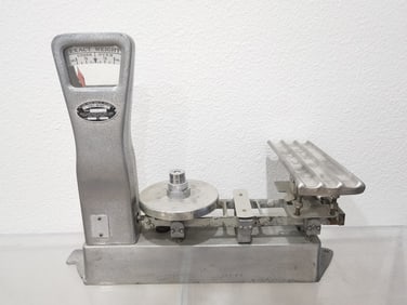 Vintage Exact Weight 223 US Scale