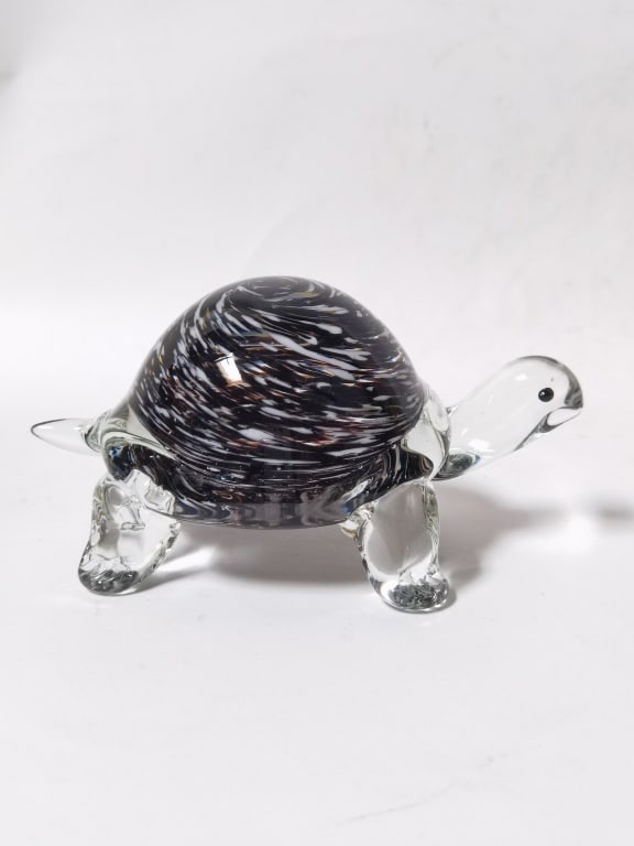 Vintage Murano Italy Green Art Glass Turtle: Vintage Murano Italy Green Art Glass Turtle, 5.75in