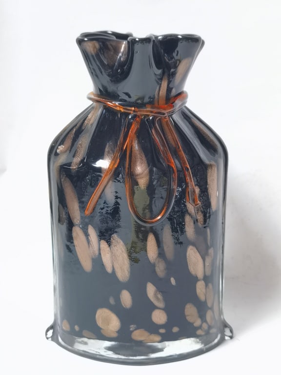 Vintage Murano Italy Art Glass Ruffled Vase: Vintage Murano Italy Art Glass Ruffled Vase, 10in