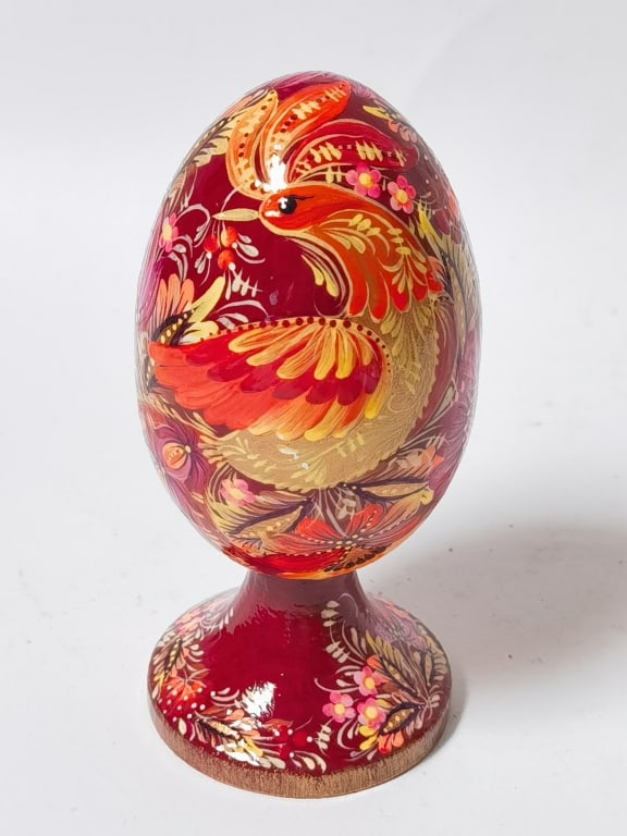 Vintage Signed Russian Lacquer Painted Egg Box (1 of 5)
