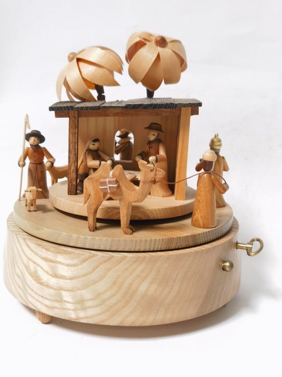 Vintage Erzgebirge Nativity Scene Reuge Music Box (1 of 6)