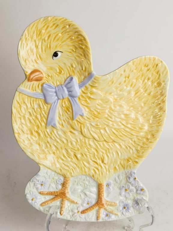 Vintage Kate Williams Porcelain Little Chick Plate: Vintage Kate Williams Porcelain Little Chick Plate, 10.25in