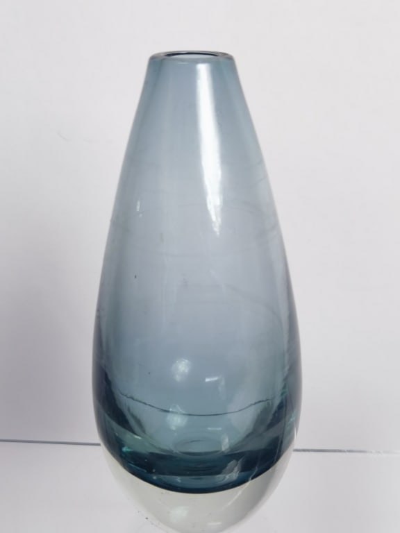 Vintage Murano Italy Smoky Blue Glass Vase: Vintage Murano Italy Smoky Blue Glass Vase, 6in