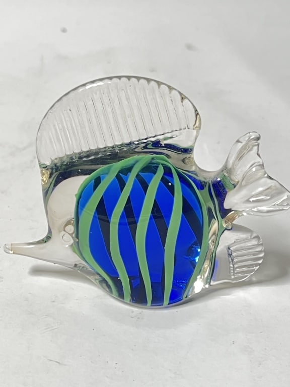 Vintage Murano Italy Blue/Green Stripe Glass Fish: Vintage Murano Italy Blue/Green Stripe Glass Fish, 3.5in by 4.5in
