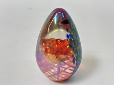 1997 GES Iridescent Art Glass Egg Paperweight