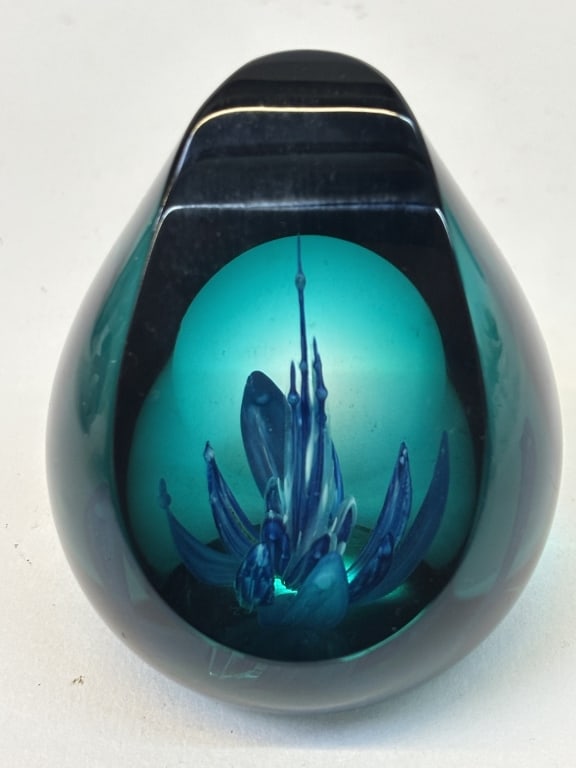 Limited Ed. Caithness Scotland "Incandescence" Gla: Limited Ed. Caithness Scotland "Incandescence" Glass Paperweight, 359/500, 3.75in