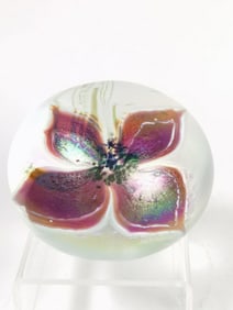 1988 Glasshouse Iridescent Pink Flower Glass Paper