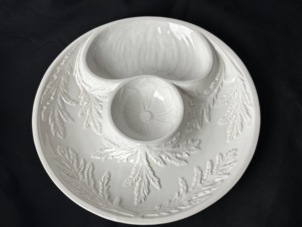 Bordallo Pinheiro Porcelain White Artichoke Dip Pl: Bordallo Pinheiro Porcelain White Artichoke Dip Plate, 11in by 1.5in