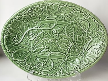 Bordallo Pinheiro Porcelain Green Vines Oval Plate