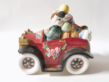 1995 Fitz & Floyd Porcelain Rabbit Car Box