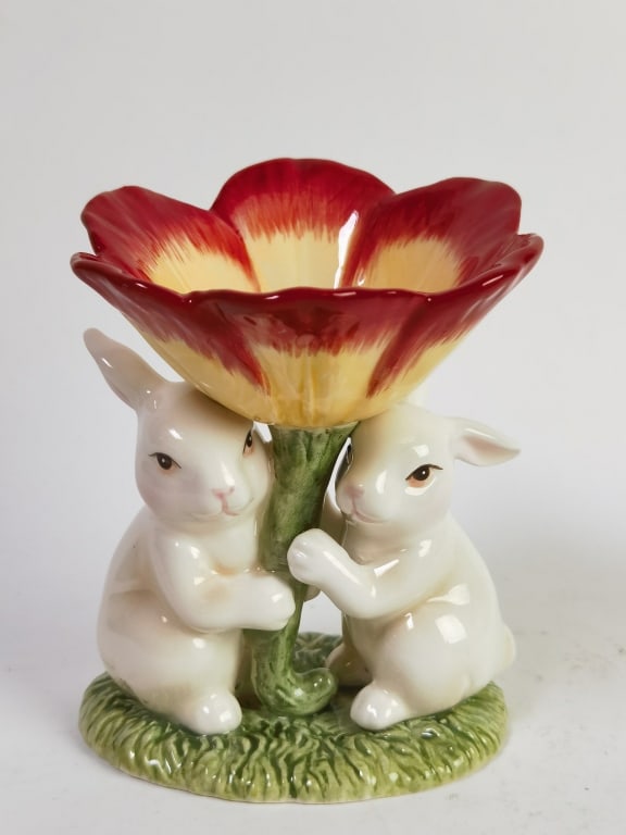 Vintage Cosmos Easter Bunnies with Flower Decor: Vintage Cosmos Easter Bunnies with Flower Decor, 5in