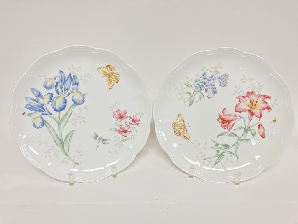 (2) Lenox Porcelain Butterfly Meadow Plates: (2) Lenox Porcelain Butterfly Meadow Plates, 10.75in