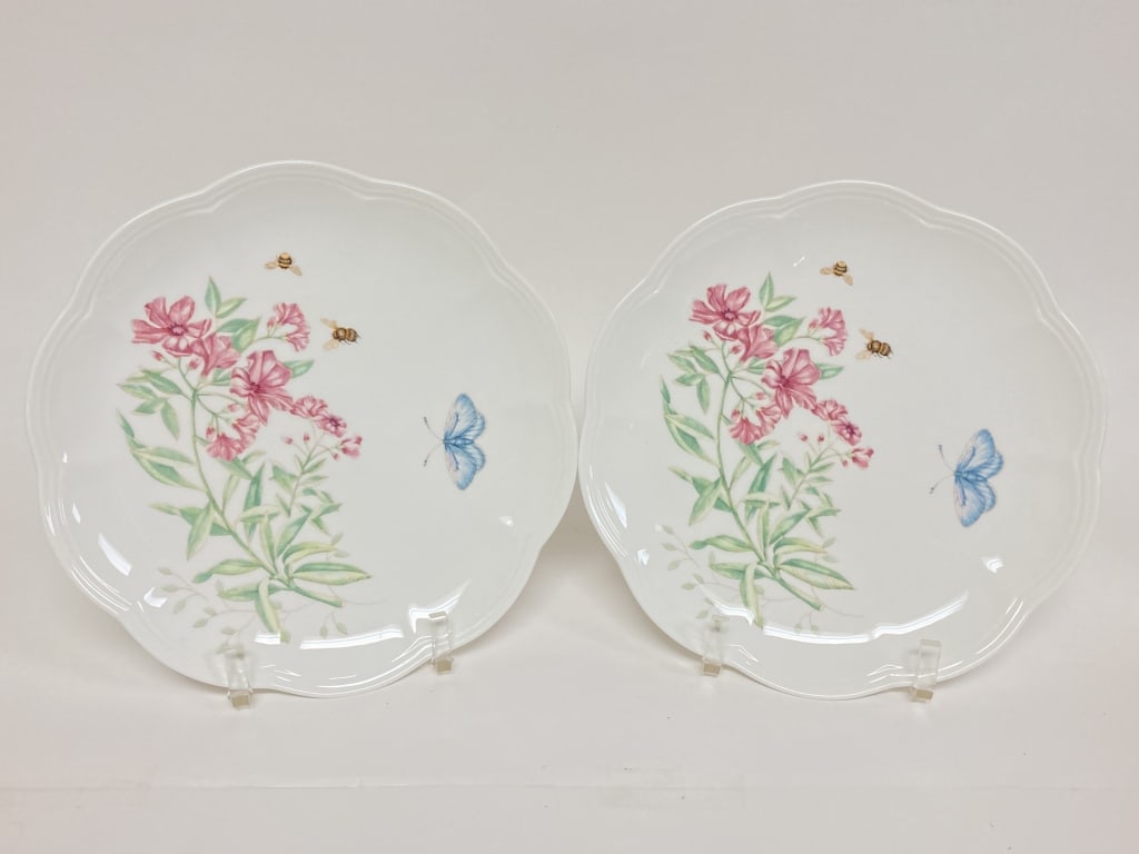 Pr. of Lenox Porcelain Butterfly Meadow Swallowtai: Pr. of Lenox Porcelain Butterfly Meadow Swallowtail Accent Plates, 9in