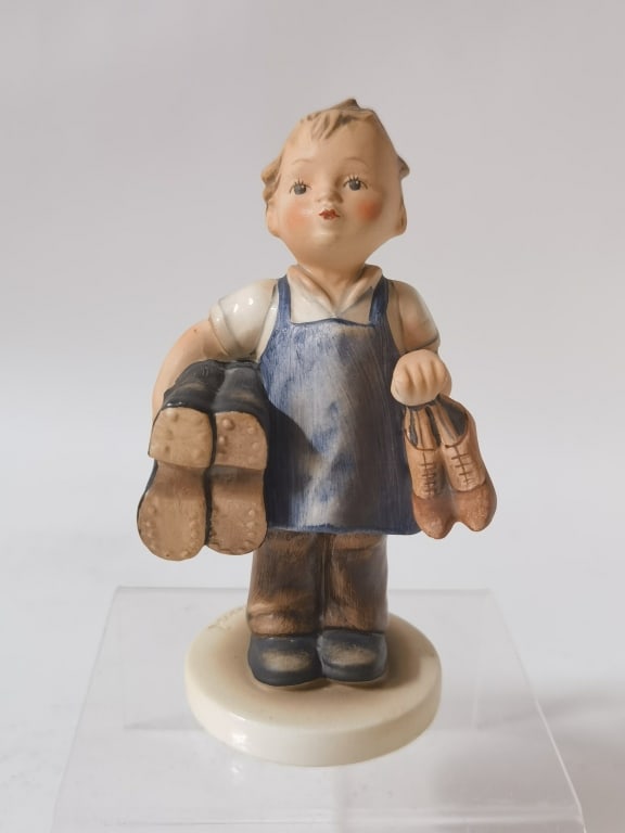 Goebel Hummel Porcelain "Boots" Figurine: Goebel Hummel Porcelain "Boots" Figurine, 5.25in