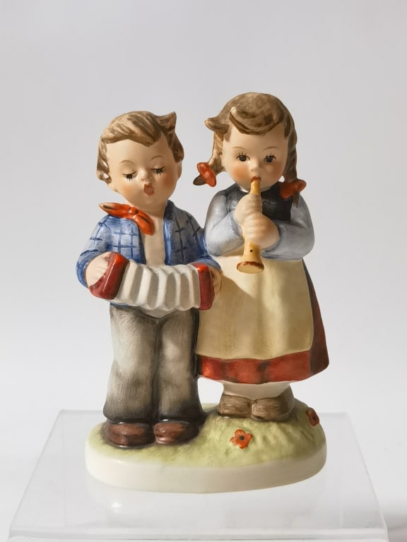 1965 Goebel Hummel Porcelain "Birthday Serenade" F: 1965 Goebel Hummel Porcelain "Birthday Serenade" Figurine, 4.5in