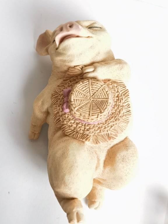 Vintage Sleeping Pig Music Box: Vintage Sleeping Pig Music Box, 3in by 6.5in