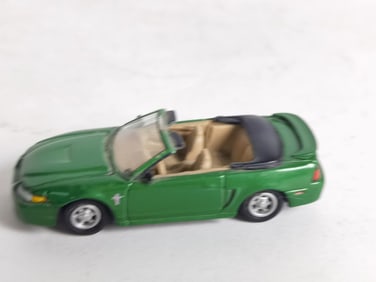 2001 Ford Mustang Cobra Toy Car