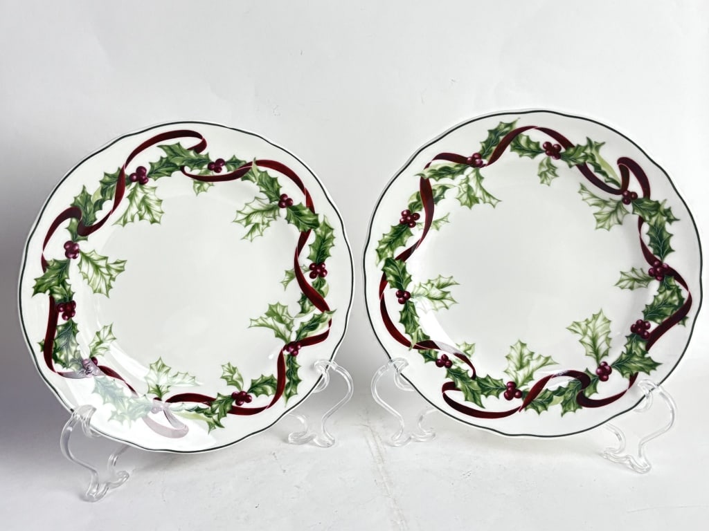 Pr. of 1998 Charter Club Winter Garland Porcelain: Pr. of 1998 Charter Club Winter Garland Porcelain Plates, 9in