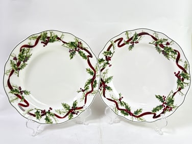 Pr. of 1998 Charter Club Winter Garland Porcelain