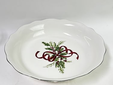 1998 Charter Club Winter Garland Porcelain Bowl