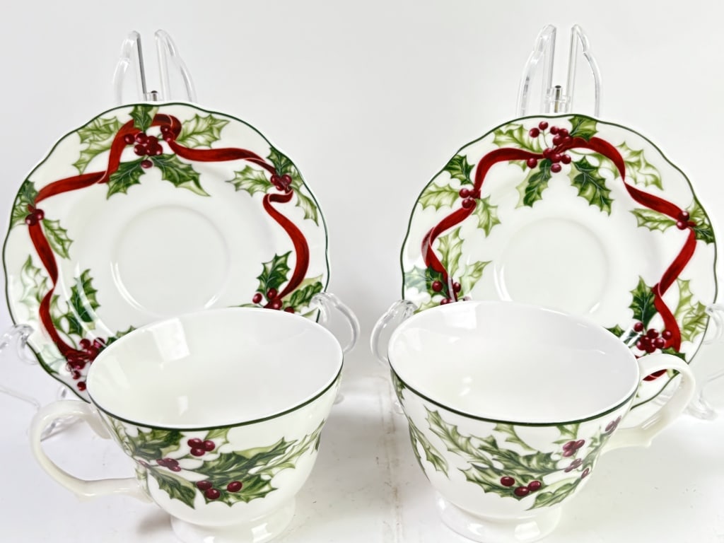 Pr. of 1998 Charter Club Winter Garland Porcelain: Pr. of 1998 Charter Club Winter Garland Porcelain Tea Cups, 3.25in by 6.75in