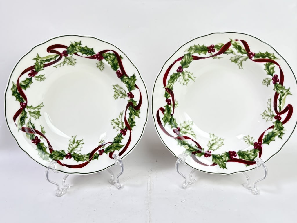 Pr. of 1998 Charter Club Winter Garland Porcelain: Pr. of 1998 Charter Club Winter Garland Porcelain Large Plates, 11.25in