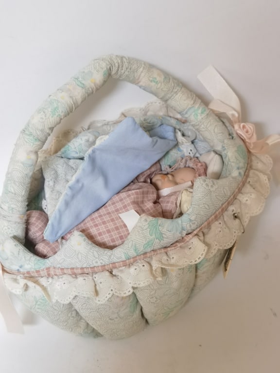 Vintage Baby Doll: Vintage Baby Doll, 11in by 13in