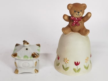 1979 Enesco Porcelain Pigglets Bell and Small Box