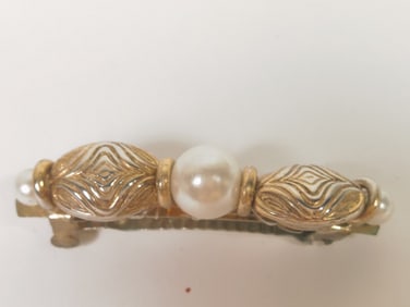 Faux Pearl Inlay Costume Brooch