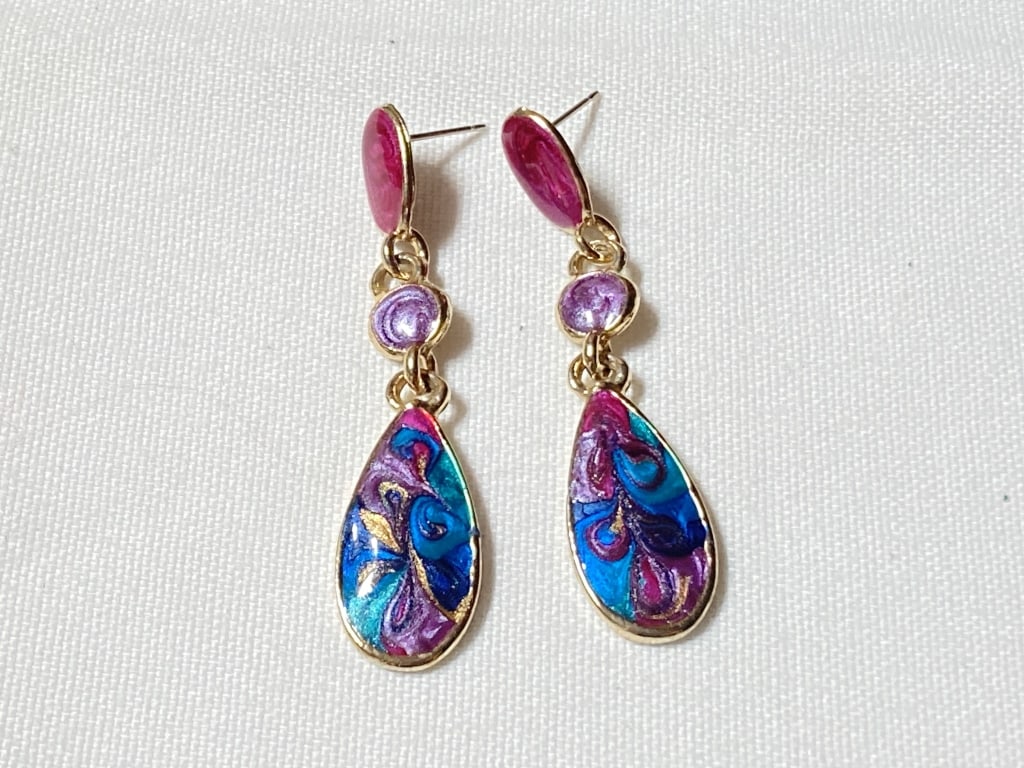 Pr. of Costume Enameled Earrings (1 of 3)