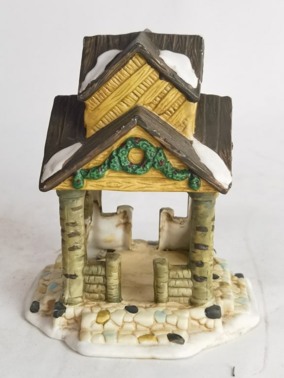 Holiday Time Village Collectibles Gazebo (1 of 2)