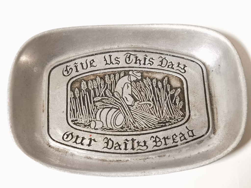 Vintage Milton Pewter Bread Tray: Vintage Milton Pewter Bread Tray, 1.25in by 9.25in