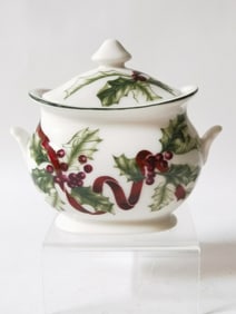 Vintage Charter Club Porcelain Winter Garland Suga