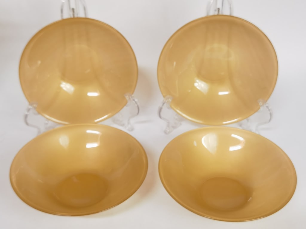 (4) Vintage ARC France Yellow Glass Bowls: (4) Vintage ARC France Yellow Glass Bowls, 1.75in by 6.5in