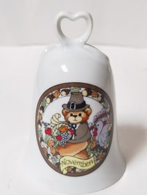 1985 Enesco Porcelain Lucyc and Me Dinner Bell