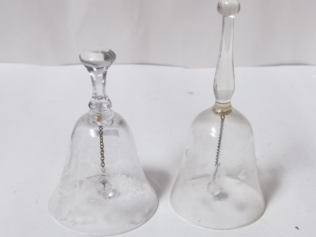 (2) Vintage Etched Glass Dinner Bells: (2) Vintage Etched Glass Dinner Bells, 6.25in