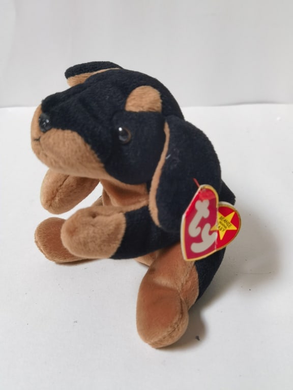 1996 Ty Doby the Doberman Beanie (1 of 2)