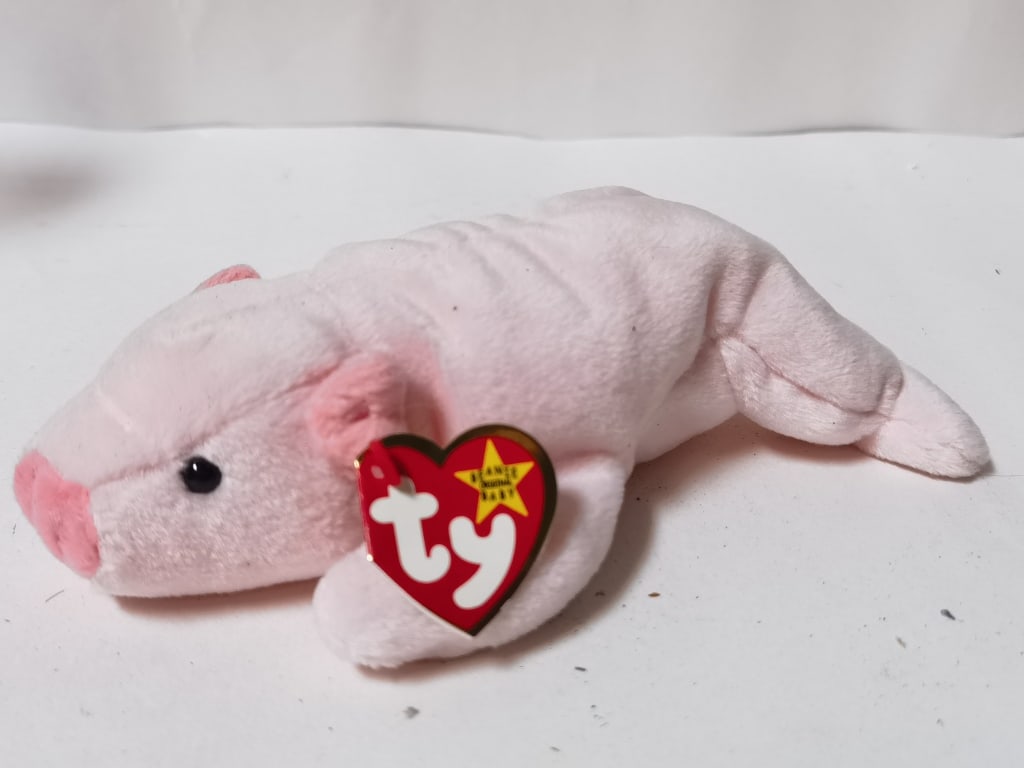 1993 Ty Squealer the Pig Beanie: 1993 Ty Squealer the Pig Beanie, 9in