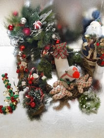 Group of Christmas Decors