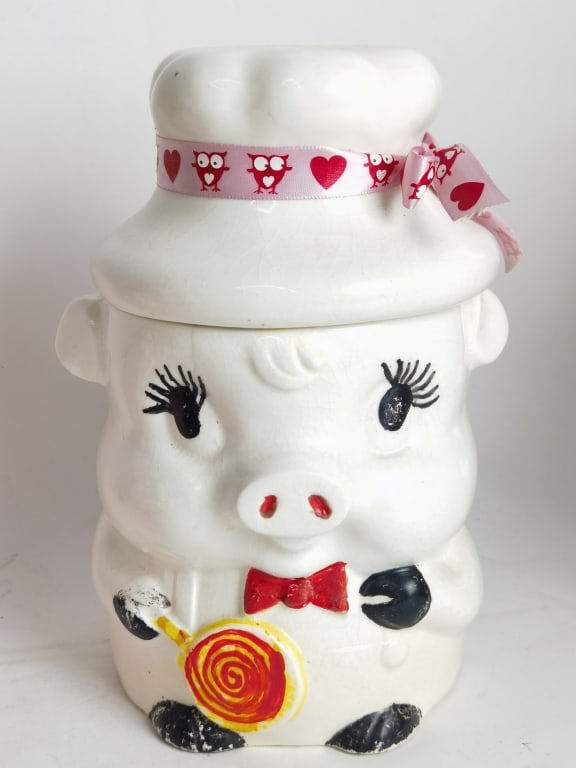 Vintage White Pig Chef Cookie Jar (1 of 3)